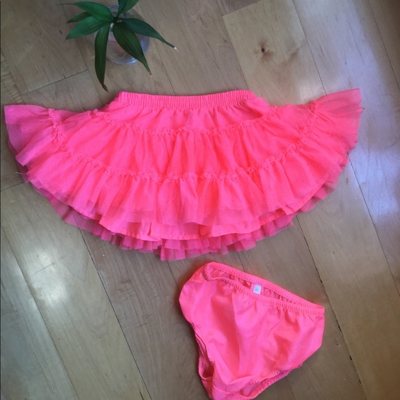 OshKosh B'gosh Other - 🔥baby girl skirt By Genuine Kids from Oshkosh 12m